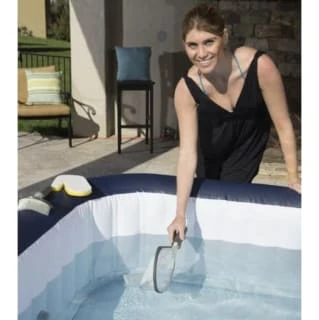 Lay-z Spa Lay-Z-Spa All In One Cleaning Tool Set 2 Lay-z Spa Lay-Z-Spa All In One Cleaning Tool Set - Image 2